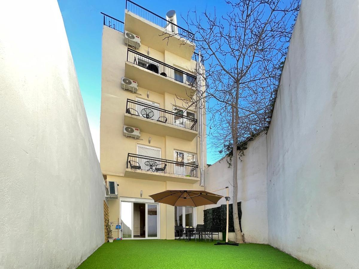 Soho Modern 55Sqm Studio With Secret Garden Daire Atina Dış mekan fotoğraf